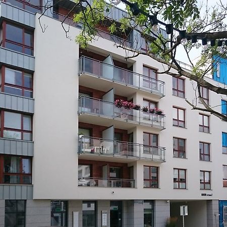 Apartament Z Widokiem Na Dworek กดัญสก์ ภายนอก รูปภาพ